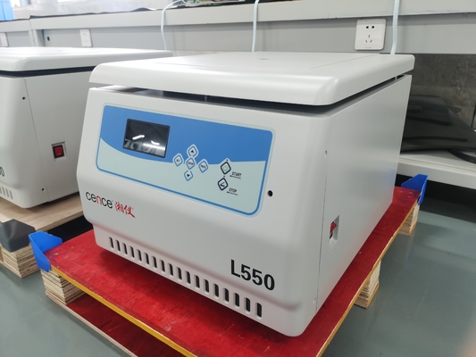 L550 Máy ly tâm tốc độ thấp 5500r/min 4x500ml Khả năng tách máu
