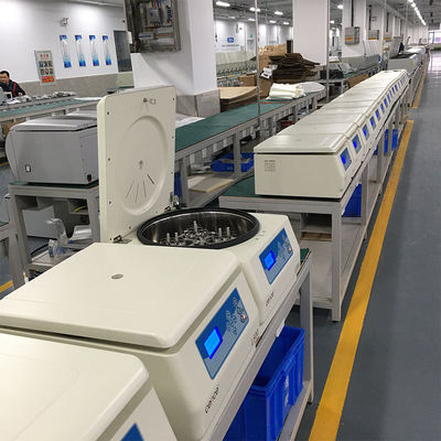 Máy ly tâm tốc độ thấp L420 với bộ điều khiển vi xử lý, màn hình LCD và rotor thép không gỉ cho nghiên cứu lâm sàng